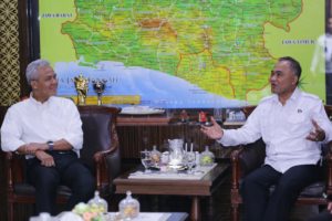 Kepala BNN RI didampingi Kepala BNNP Jawa Tengah berkunjung ke kantor Gubernur Jawa Tengah Kepala BNN RI didampingi Kepala BNNP Jawa Tengah berkunjung ke kantor Gubernur Jawa Tengah
