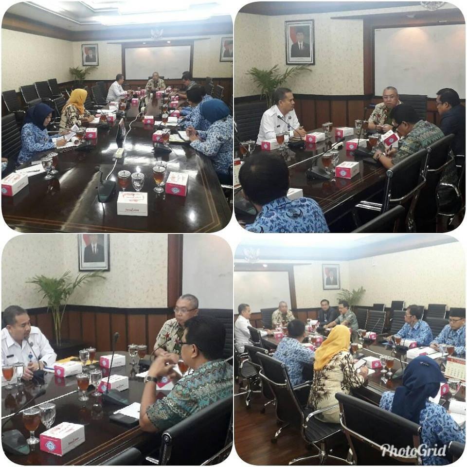 Rapat Penyusunan perda tentang Narkotika di Ruang Rapat Pimpinan DPRD Jawa Tengah Rapat Penyusunan perda tentang Narkotika di Ruang Rapat Pimpinan DPRD Jawa Tengah