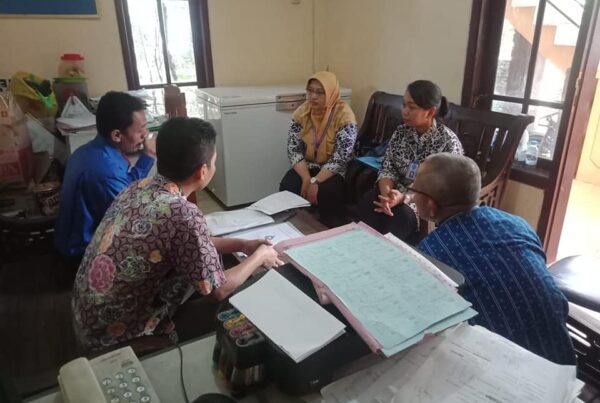 Bimtek LRKM di Yayasan Sayap Sehat Pekalongan dan Rumah Pintar Al-Ma'laa Pekalongan