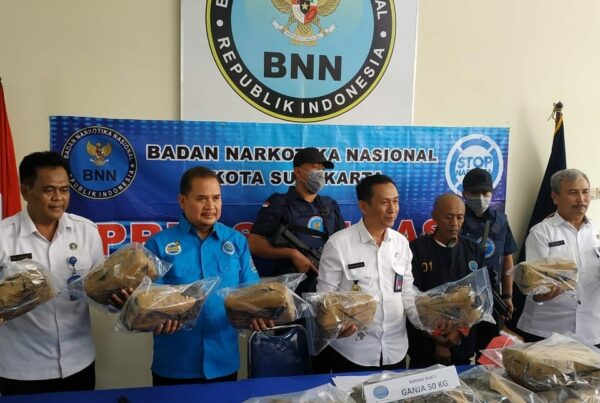 BNNP Jateng backup BNN Kota Surakarta dalam Penangkapan tersangka penyelundupan narkotika jenis ganja seberat 50 kg di Surakarta