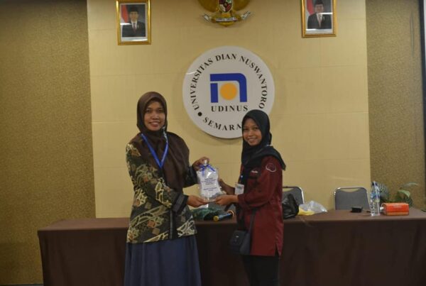 BNNP Jateng menjadi narasumber dalam acara Local Peer Educator Training Rumah Sahabat Universitas Dian Nuswantoro Semarang