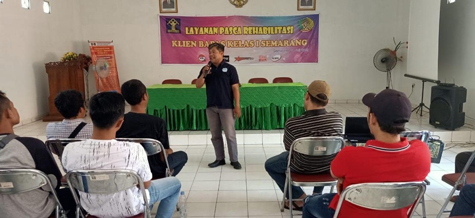 Layanan pascarehabilitasi di Bapas, Para Pasien Penyalahgunaan Narkoba diminta untuk melihat kembali daftar inventarisasi trigger demi meminimalisir kemungkinan relapse Layanan pascarehabilitasi di Bapas, Para Pasien Penyalahgunaan Narkoba diminta untuk melihat kembali daftar inventarisasi trigger demi meminimalisir kemungkinan relapse