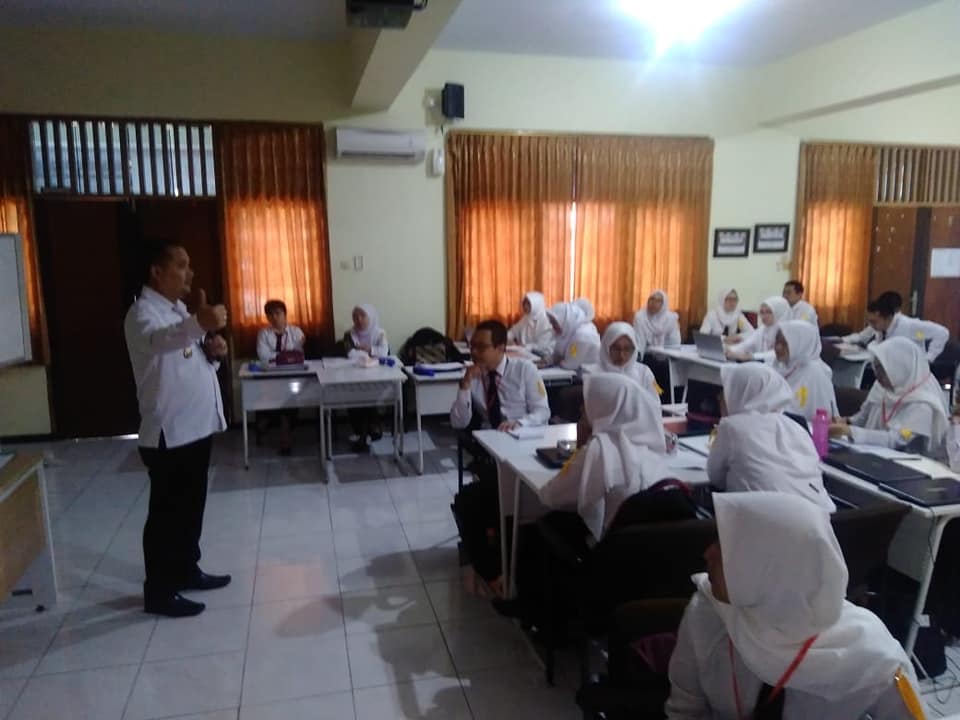 BNNP Jateng sampaikan fakta permasalahan narkotika di Indonesia pada CPNS Gol III Bapelkes BNNP Jateng sampaikan fakta permasalahan narkotika di Indonesia pada CPNS Gol III Bapelkes