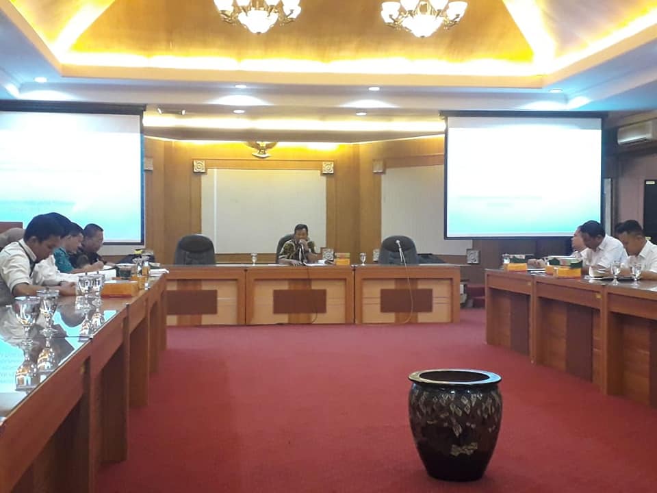 Rapat Persiapan Penyusunan Naskah Akademik (NA) Rancangan Peraturan Daerah tentang Fasilitasi P4GN di Jawa Tengah Rapat Persiapan Penyusunan Naskah Akademik (NA) Rancangan Peraturan Daerah tentang Fasilitasi P4GN di Jawa Tengah