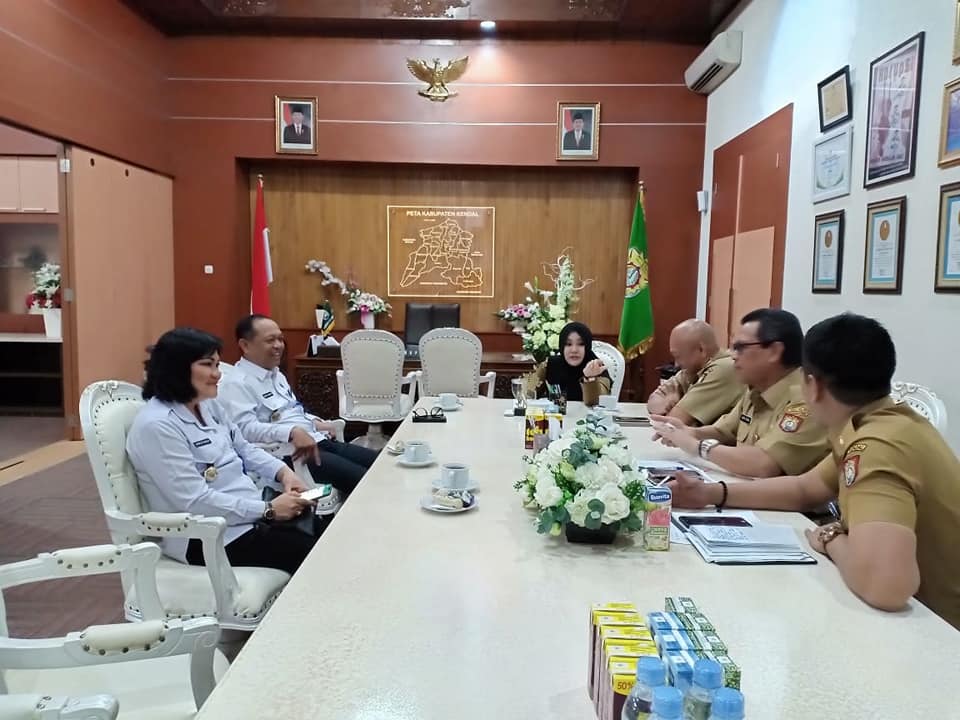 Kunjungan Kepala BNNP Jateng dalam rangka Silahturahmi dengan Bupati Kendal Kunjungan Kepala BNNP Jateng dalam rangka Silahturahmi dengan Bupati Kendal