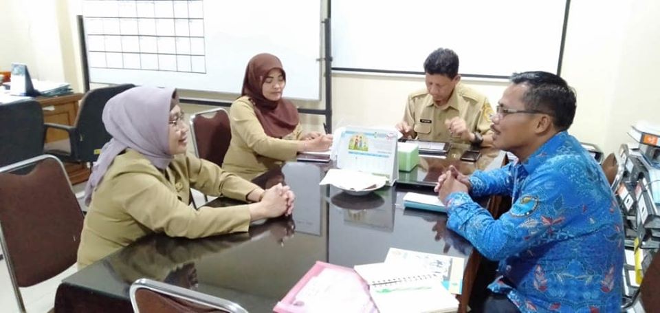 Monev Penguatan LRIP di Dinkes Prov Jateng dan Kota Semarang Monev Penguatan LRIP di Dinkes Prov Jateng dan Kota Semarang