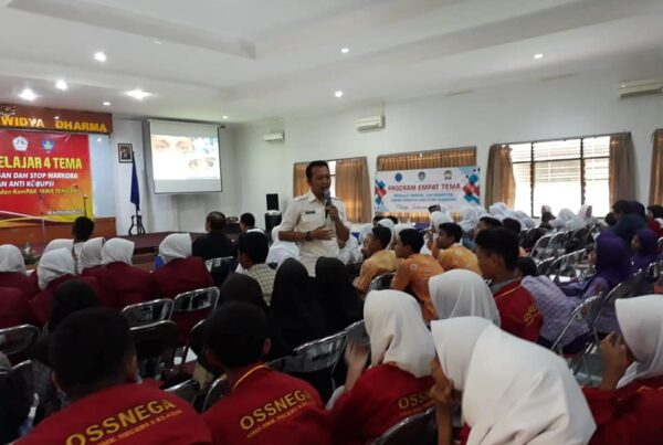 Diseminasi Insert Konten dalam Ceramah Pelajar Empat Tema: Revolusi Mental, Pendidikan Karakter, Lawan Korupsi, dan Stop Narkoba Menuju Indonesia Emas 2045
