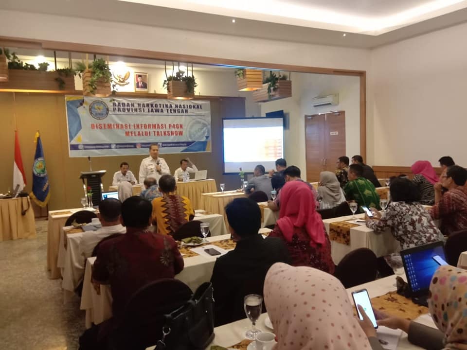 Diseminasi Informasi P4GN Melalui Talkshow kepada Instansi Kesbangpol se Jawa Tengah Diseminasi Informasi P4GN Melalui Talkshow kepada Instansi Kesbangpol se Jawa Tengah