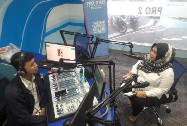 Dalam siaran Radio pro 2 FM Semarang, BNNP Jateng sampaikan peningkatan jumlah penyalahgunaan narkoba pada pelajar dan mahasiswa