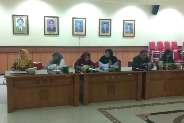 Diskusi Kelompok Terpumpun (DKT) Tahap II Lintas Instansi (SKPD) dalam Rangka Sinkronisasi Program Kerja di Dinas Pendidikan dan Kebudayaan Provinsi Jawa Tengah