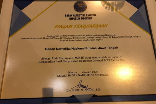 BNNP Jateng mendapat Penghargaan sebagai Unit Kearsipan ll (UK ll)