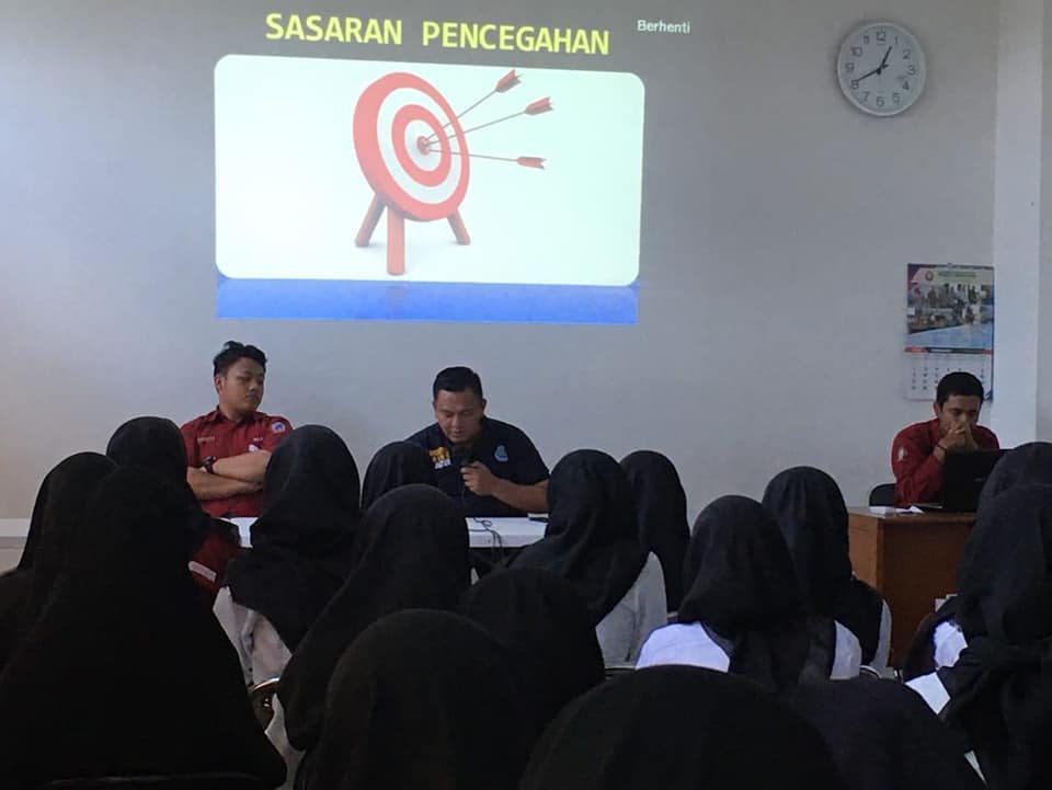 Diklat Kenapzaan UKM Peduli Napza Univ. Diponegoro Semarang Diklat Kenapzaan UKM Peduli Napza Univ. Diponegoro Semarang