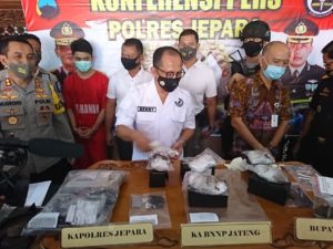 Pengungkapan Kasus Narkoba Jenis Ganja Dalam Bentuk Brownis/Cookies