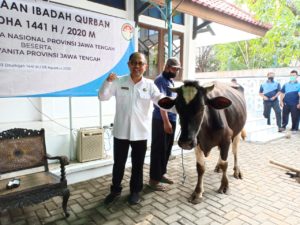 Pemotongan Hewan Qurban Dalam Rangka Peringatan Idul Adha Tahun 2020 (1441 H) di Lingkungan BNNP Jawa Tengah