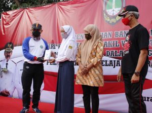 MIDER PRAJA BERSAMA WALIKOTA SURAKARTA DAN KEPALA BNNP JAWA TENGAH DILANJUTKAN TALKSHOW SERTA PERESMIAN GEDUNG KANTOR DAN KLINIK PRATAMA REHABILITASI NGUDI WARAS BNN KOTA SURAKARTA