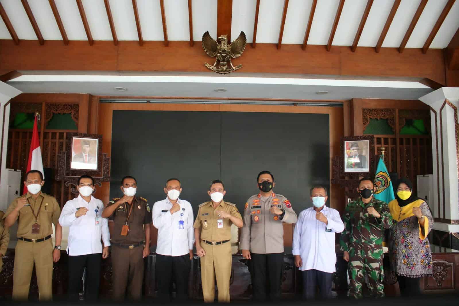 Audiensi Kepala BNNP Jawa Tengah Terkait Percepatan Inpres No.2 Tahun 2020 dan Pelaksanaan Assesmen Terpadu di Wilayah Kabupaten Pati Audiensi Kepala BNNP Jawa Tengah Terkait Percepatan Inpres No.2 Tahun 2020 dan Pelaksanaan Assesmen Terpadu di Wilayah Kabupaten Pati